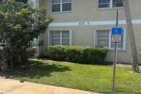 Condo in Port St. Lucie, Florida, 2 bedrooms № 2087169 - photo 2