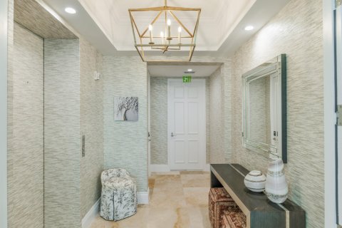 Condominio en alquiler en Bal Harbour, Florida, 2 dormitorios, 206.99 m2 № 994066 - foto 1
