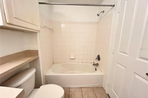 Condo in Kissimmee, Florida, 1 bedroom  № 1796792 - photo 7