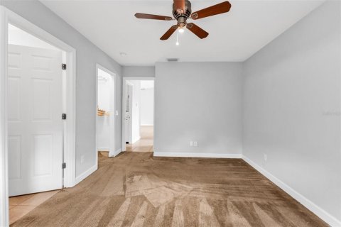 Villa ou maison à vendre à North Port, Floride: 3 chambres, 149.76 m2 № 2148633 - photo 21
