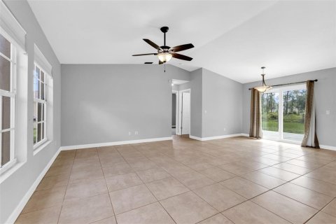 Villa ou maison à vendre à North Port, Floride: 3 chambres, 149.76 m2 № 2148633 - photo 8