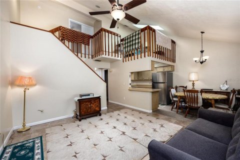 Touwnhouse à vendre à Gainesville, Floride: 2 chambres, 102.38 m2 № 1905413 - photo 4