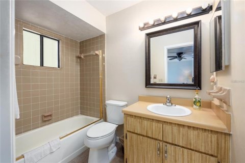 Touwnhouse à vendre à Gainesville, Floride: 2 chambres, 102.38 m2 № 1905413 - photo 17