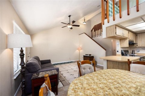 Touwnhouse à vendre à Gainesville, Floride: 2 chambres, 102.38 m2 № 1905413 - photo 7