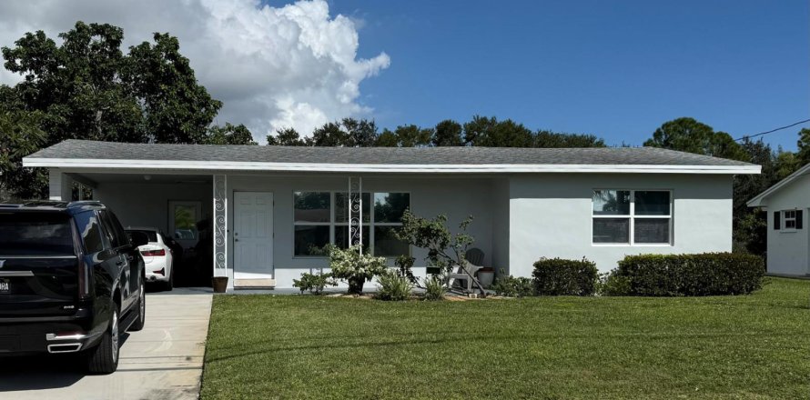Villa ou maison à Lake Worth, Floride 3 chambres, 94.57 m2 № 2081650