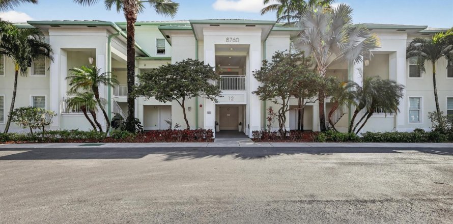 Condominio en Doral, Florida, 1 dormitorio  № 2146427
