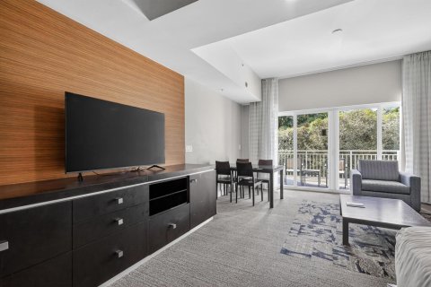 Condominio en venta en Doral, Florida, 1 dormitorio, 65.5 m2 № 2146427 - foto 4