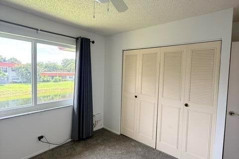 Condo in West Palm Beach, Florida, 2 bedrooms  № 2078635 - photo 20