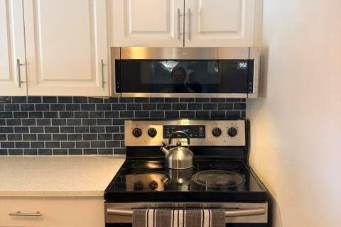 Condo in West Palm Beach, Florida, 2 bedrooms  № 2078635 - photo 8