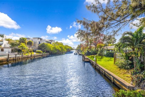 Condo in Pompano Beach, Florida, 2 bedrooms  № 2044400 - photo 29