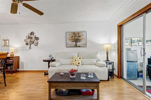 Condo in Margate, Florida, 2 bedrooms  № 2153465 - photo 18