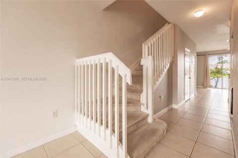 Condominio en venta en Cutler Bay, Florida, 3 dormitorios, 123.1 m2 № 2000441 - foto 9