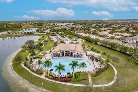 Condominio en venta en Cutler Bay, Florida, 3 dormitorios, 123.1 m2 № 2000441 - foto 26