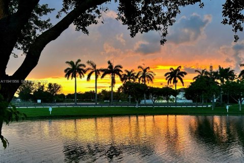 Condominio en venta en Cutler Bay, Florida, 3 dormitorios, 123.1 m2 № 2000441 - foto 21