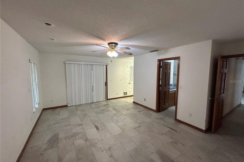 House in Orange City, Florida 3 bedrooms, 198.63 sq.m. № 1858252 - photo 27