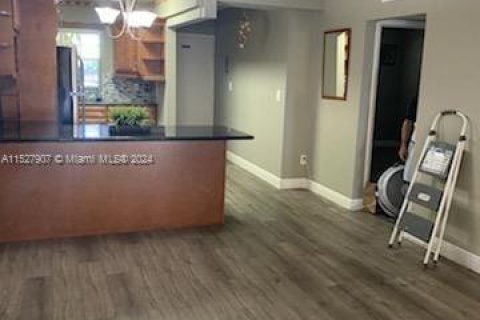 Condominio en venta en Miami, Florida, 2 dormitorios, 74.32 m2 № 1985052 - foto 3