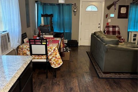 Casa en venta en Orlando, Florida, 2 dormitorios, 68.75 m2 № 1795089 - foto 3