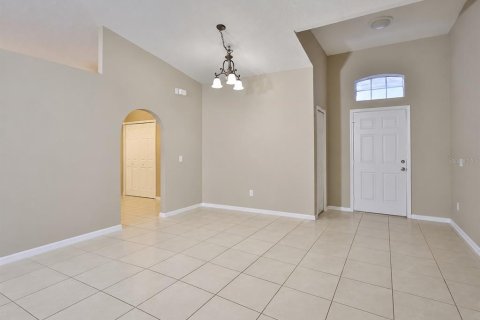 Villa ou maison à louer à Ruskin, Floride: 3 chambres, 139.17 m2 № 2425750 - photo 3