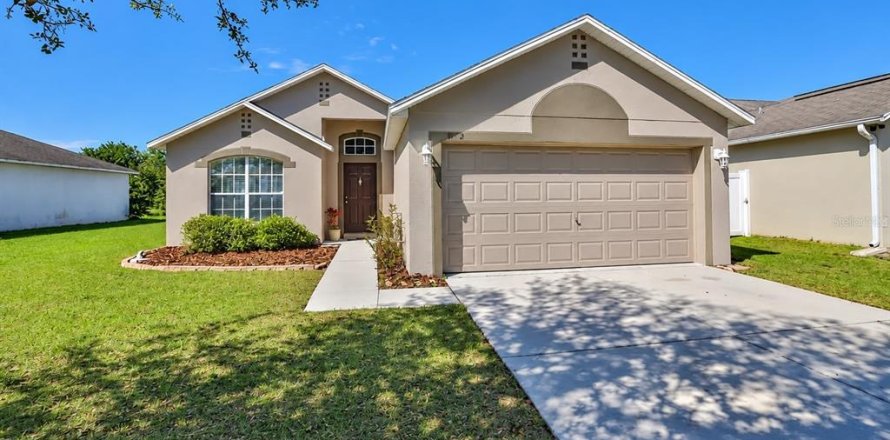 Villa ou maison à Ruskin, Floride 3 chambres, 139.17 m2 № 2425750