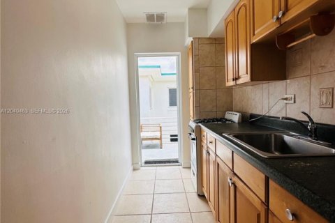 Apartment in Miami Beach, Florida 1 bedroom, 76.64 sq.m. № 2087096 - photo 7