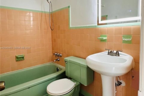 Apartment in Miami Beach, Florida 1 bedroom, 76.64 sq.m. № 2087096 - photo 14