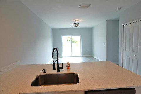 Appartement à louer à Port Charlotte, Floride: 3 chambres, 107.95 m2 № 1821226 - photo 8