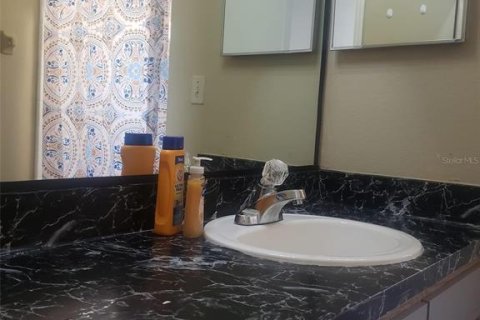 Купить кондоминиум в Киссимми, Флорида 5 комнат, 99.03м2, № 2228522 - фото 6