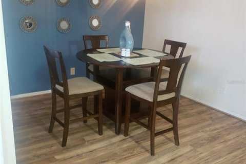 Купить кондоминиум в Киссимми, Флорида 5 комнат, 99.03м2, № 2228522 - фото 3