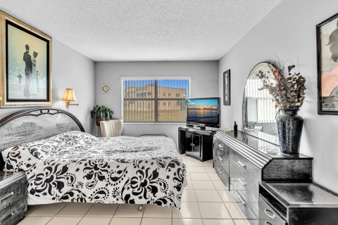 Condo in Sunrise, Florida, 1 bedroom  № 2169914 - photo 19