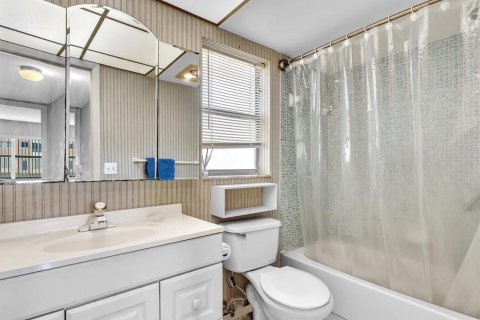 Condo in Sunrise, Florida, 1 bedroom  № 2169914 - photo 21