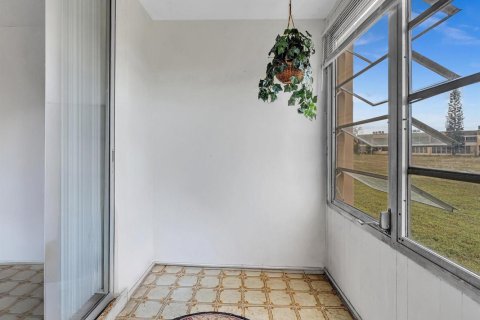 Condo in Sunrise, Florida, 1 bedroom  № 2169914 - photo 24