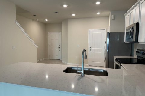 Adosado en alquiler en Davenport, Florida, 3 dormitorios, 161.28 m2 № 1675569 - foto 4