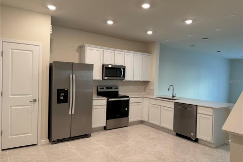 Adosado en alquiler en Davenport, Florida, 3 dormitorios, 161.28 m2 № 1675569 - foto 3