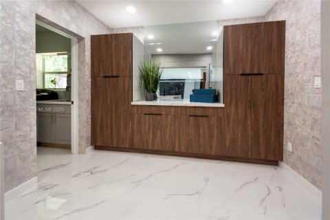 Casa en venta en Fort Lauderdale, Florida, 3 dormitorios, 154.03 m2 № 2178427 - foto 17