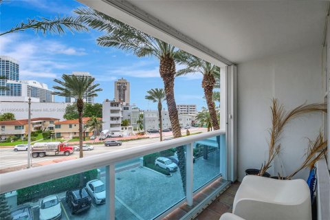 Condominio en venta en Miami Beach, Florida, 1 dormitorio, 84.54 m2 № 1812292 - foto 24
