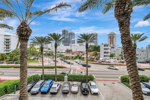 Condominio en venta en Miami Beach, Florida, 1 dormitorio, 84.54 m2 № 1812292 - foto 7