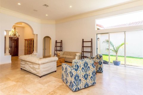 House in Delray Beach, Florida 4 bedrooms, 333.52 sq.m. № 2240468 - photo 10