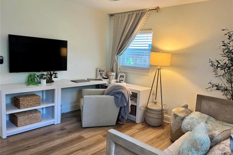 Villa ou maison à louer à Tampa, Floride: 4 chambres, 146.41 m2 № 2115002 - photo 24