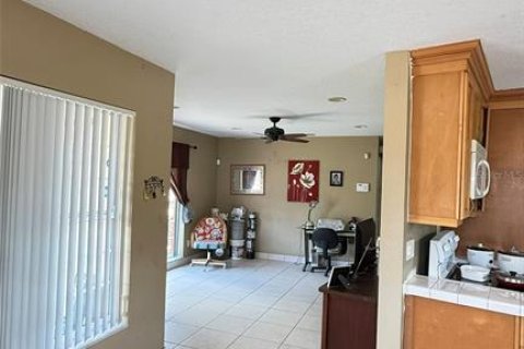 Casa en venta en Deltona, Florida, 2 dormitorios, 64.1 m2 № 1805159 - foto 9