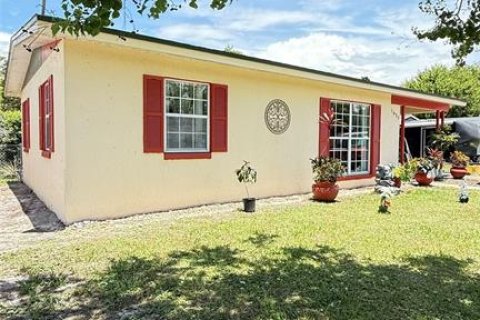 Casa en venta en Deltona, Florida, 2 dormitorios, 64.1 m2 № 1805159 - foto 3
