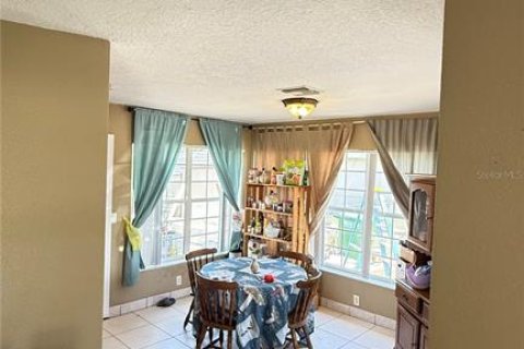 Casa en venta en Deltona, Florida, 2 dormitorios, 64.1 m2 № 1805159 - foto 12