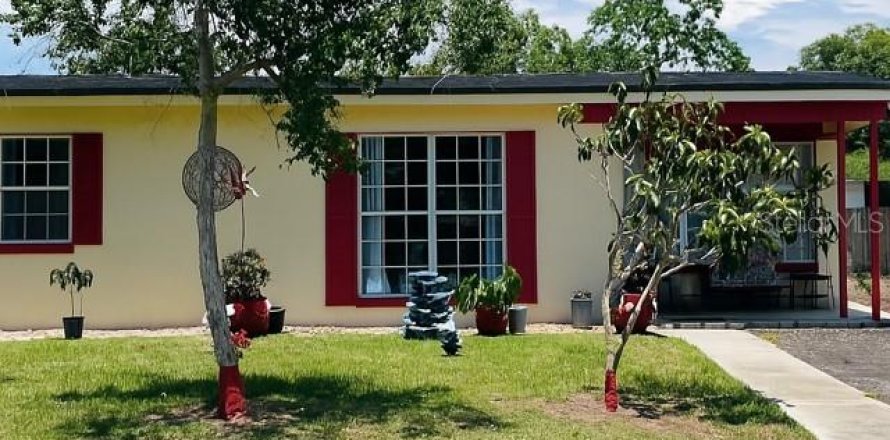 Casa en Deltona, Florida 2 dormitorios, 64.1 m2 № 1805159