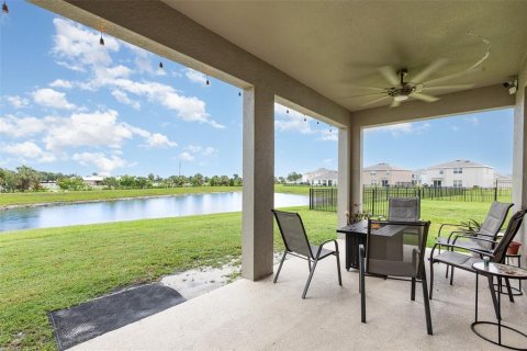 House in Palmetto, Florida 4 bedrooms, 188.87 sq.m. № 1772012 - photo 27