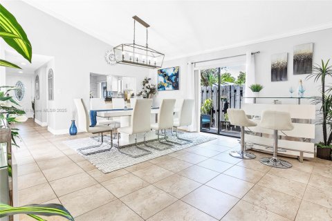 Condo in Weston, Florida, 3 bedrooms  № 1830296 - photo 22
