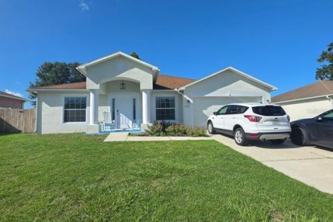 Casa en Ocala, Florida 3 dormitorios, 151.99 m2 № 2379387