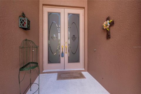House in Punta Gorda, Florida 3 bedrooms, 185.34 sq.m. № 1561950 - photo 2