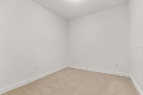 Condo in Orlando, Florida, 2 bedrooms № 2385810 - photo 19