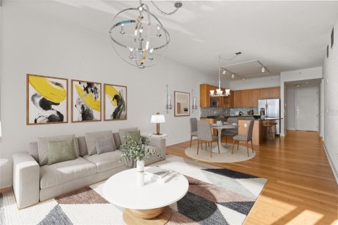 Condo in Orlando, Florida, 2 bedrooms № 2385810 - photo 3