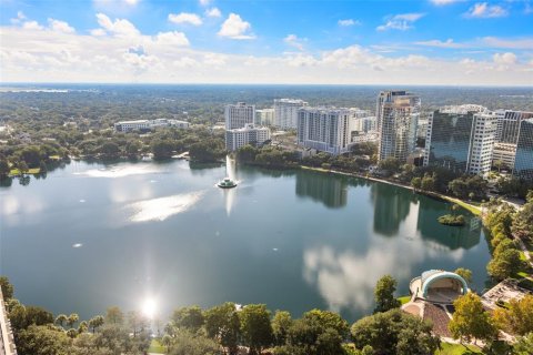 Condo in Orlando, Florida, 2 bedrooms  № 2385810