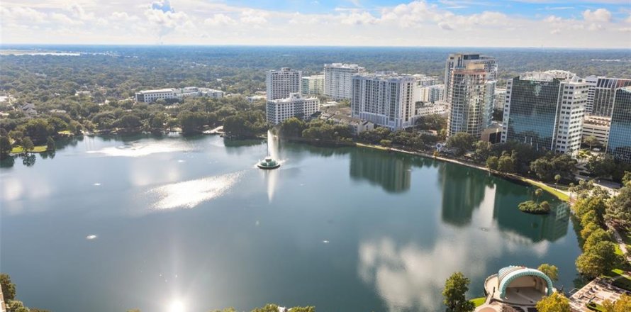 Condo in Orlando, Florida, 2 bedrooms № 2385810